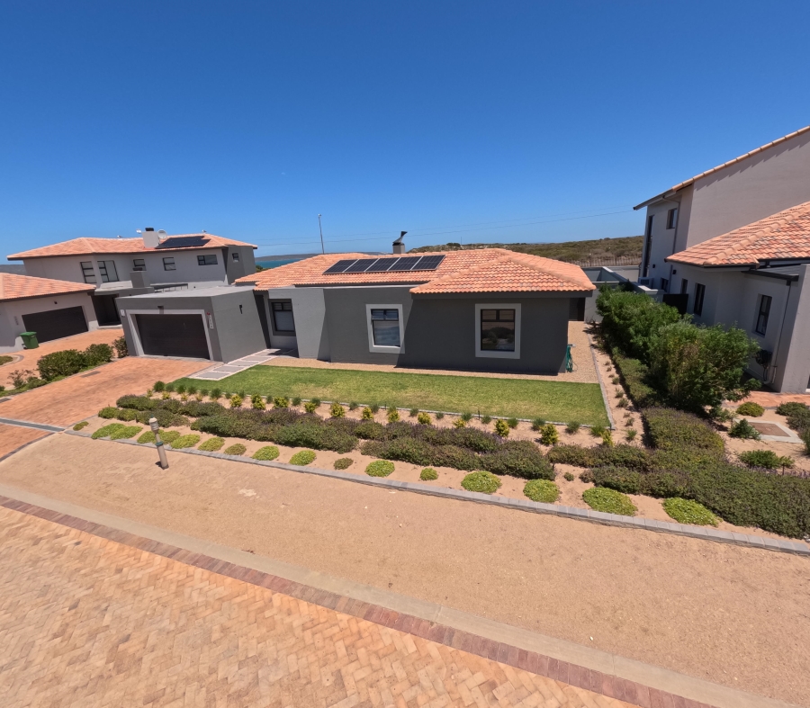 4 Bedroom Property for Sale in Langebaan Country Estate Western Cape